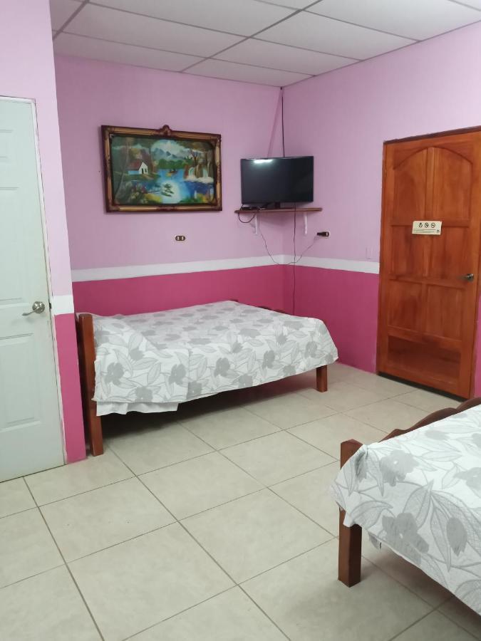 Hospedaje Hefziba مويوجالبا المظهر الخارجي الصورة