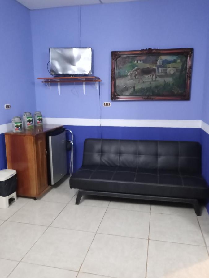 Hospedaje Hefziba مويوجالبا المظهر الخارجي الصورة
