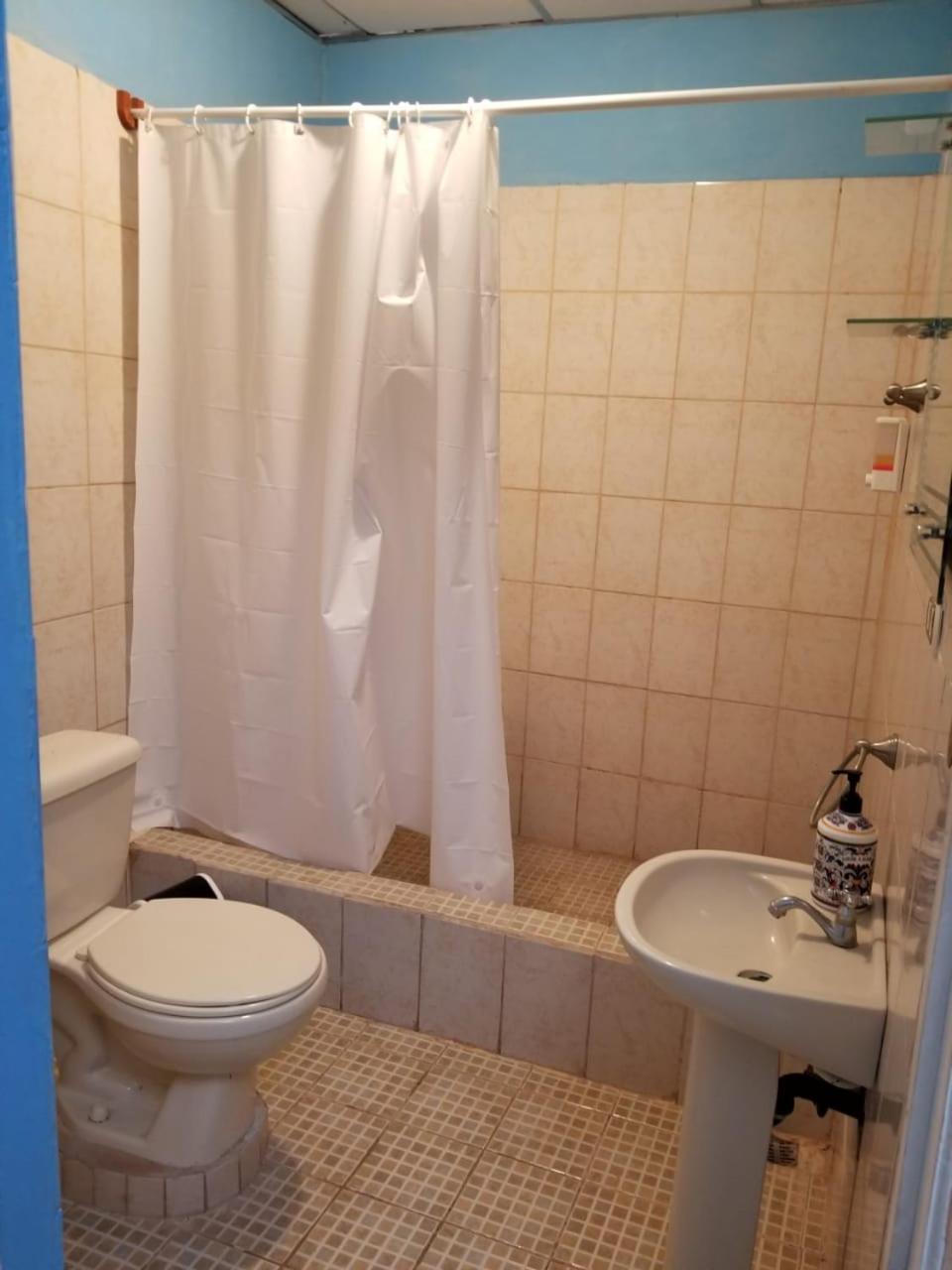 Hospedaje Hefziba مويوجالبا المظهر الخارجي الصورة